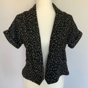 Adrienne Vittadini animal print open jacket / top short-sleeves vintage
